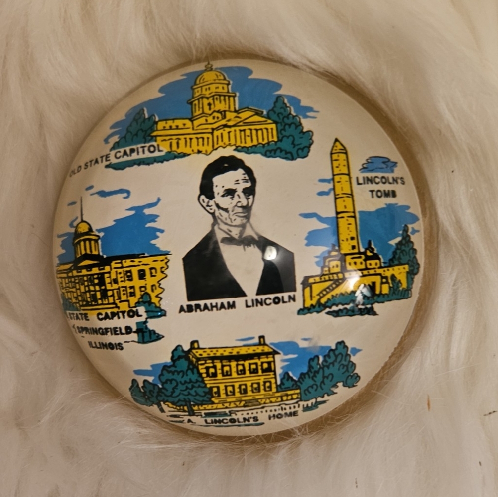 Abraham Lincoln Paperweight